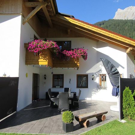 Alpen-Chalet Ehrwald Luaran gambar
