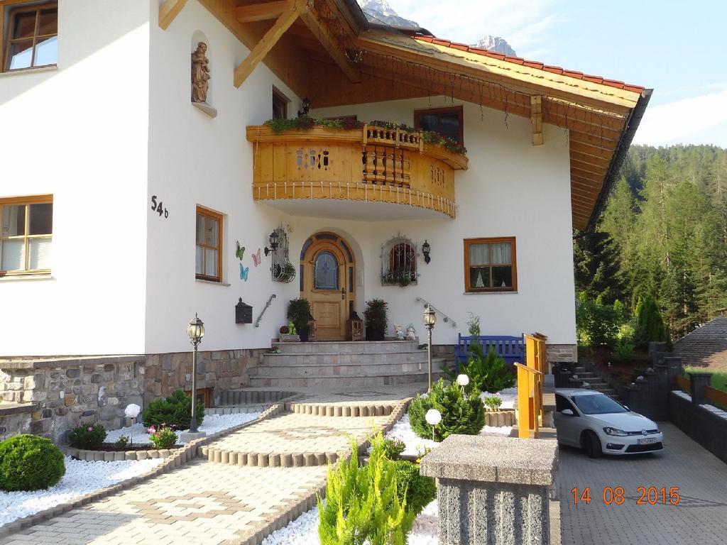 Alpen-Chalet Ehrwald Luaran gambar