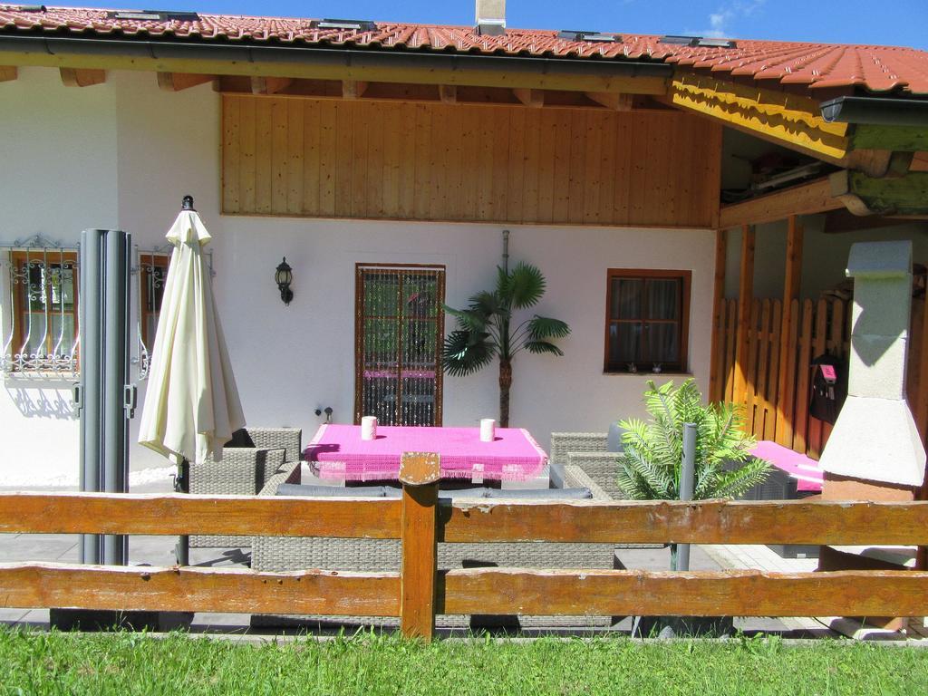 Alpen-Chalet Ehrwald Luaran gambar