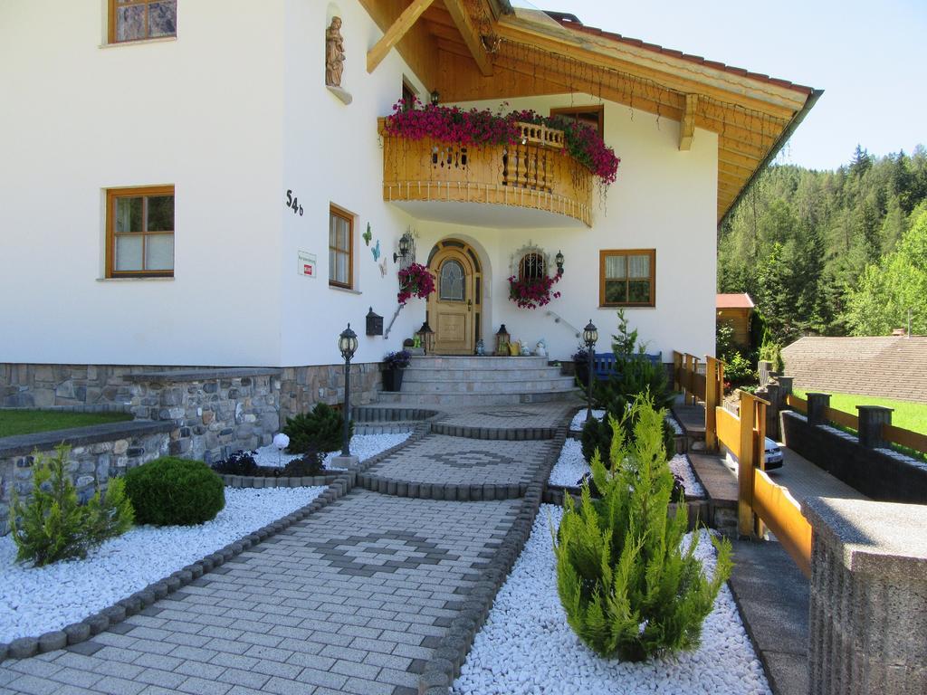 Alpen-Chalet Ehrwald Luaran gambar