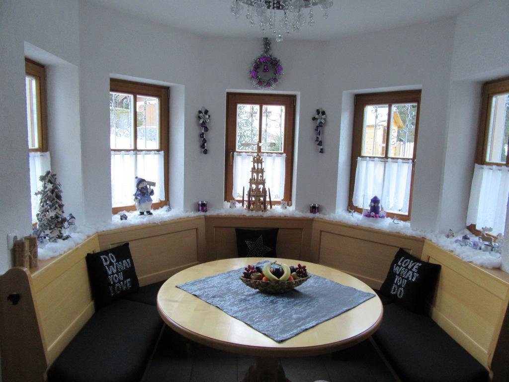 Alpen-Chalet Ehrwald Luaran gambar